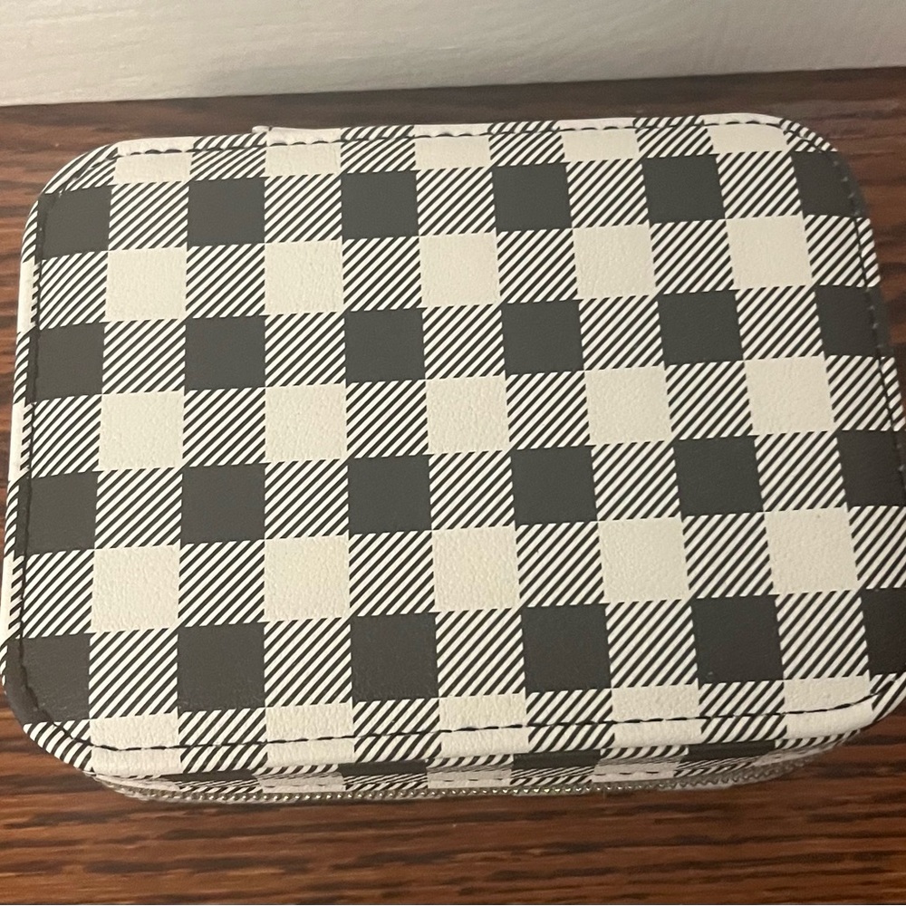 Poppy and Peonies tech case
